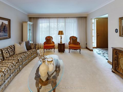 Photo 5 at 27 Knowland Drive, Humber Valley, Toronto