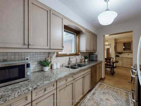 Photo 14 at 27 Knowland Drive, Humber Valley, Toronto
