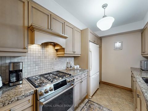 Photo 16 at 27 Knowland Drive, Humber Valley, Toronto