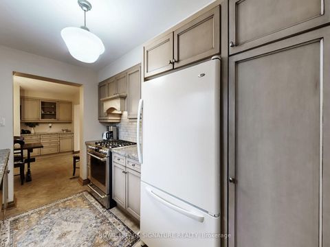 Photo 17 at 27 Knowland Drive, Humber Valley, Toronto