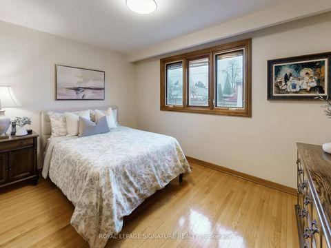 Photo 23 at 27 Knowland Drive, Humber Valley, Toronto