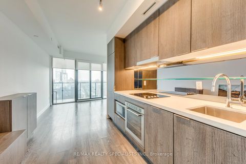 Photo 5 at 1405 - 215 Queen Street W, Waterfront Communities C1, Toronto