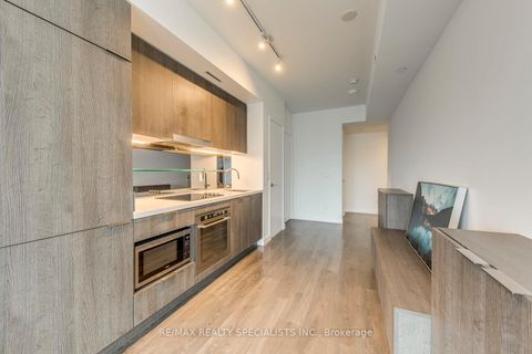 Photo 9 at 1405 - 215 Queen Street W, Waterfront Communities C1, Toronto