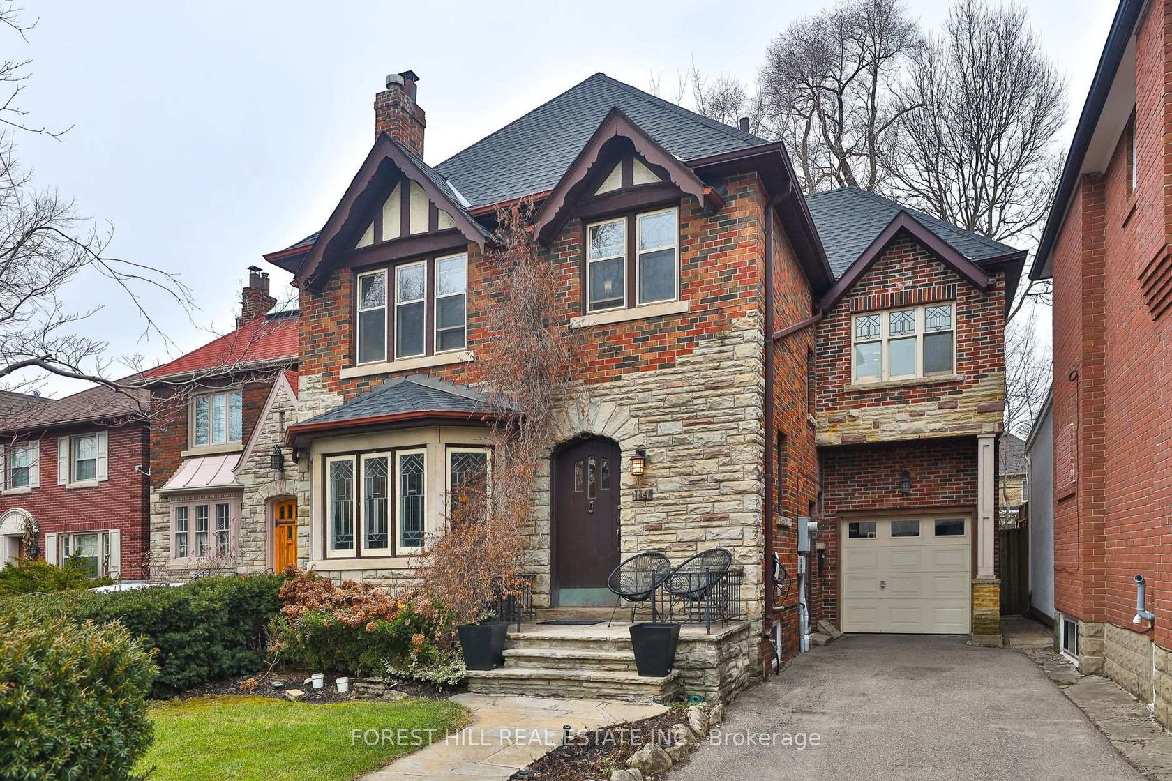 114 Wembley Road, Forest Hill North, Toronto photo number 2