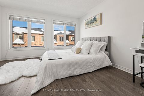 Photo 9 at 60 Belanger Crescent, Birchmount, Toronto