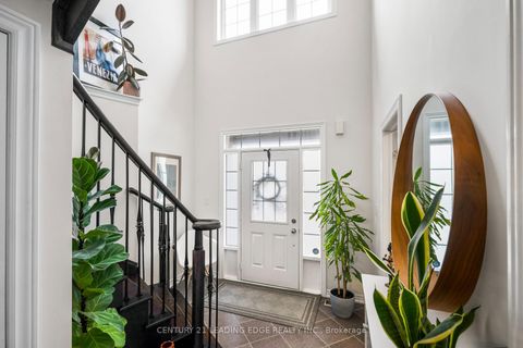 Photo 2 at 164 Moody Drive, Kleinburg, Vaughan