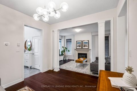 Photo 7 at 164 Moody Drive, Kleinburg, Vaughan