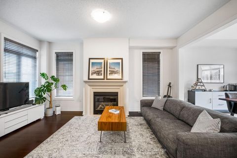 Photo 8 at 164 Moody Drive, Kleinburg, Vaughan