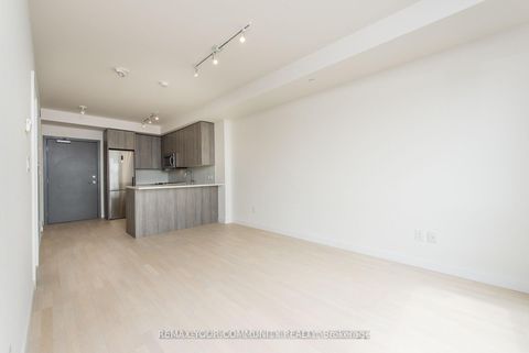 Photo 7 at 502 - 246 Logan Avenue, South Riverdale, Toronto