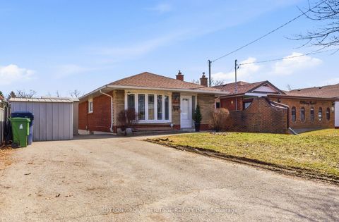 Photo 1 at 577 Bellamy Road N, Woburn, Toronto