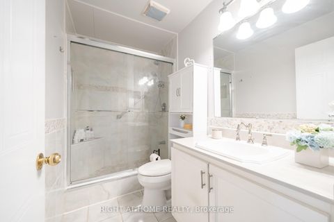 Photo 25 at 21 - 370 Riddell Court, College Manor, Newmarket