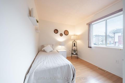 Photo 28 at 21 - 370 Riddell Court, College Manor, Newmarket