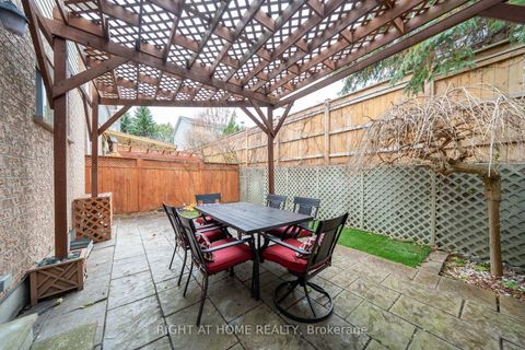 Photo 38 at 21 - 370 Riddell Court, College Manor, Newmarket