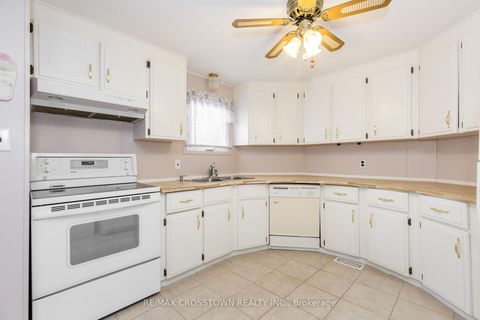 Photo 9 at 24 LINDEN Lane, Rural Innisfil, Innisfil