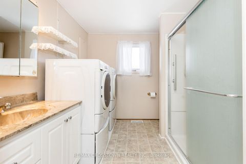 Photo 14 at 24 LINDEN Lane, Rural Innisfil, Innisfil