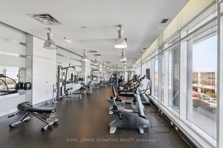 Photo 25 at 203 - 2885 Bayview Avenue, Bayview Village, Toronto