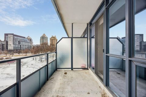 Photo 17 at 203 - 2885 Bayview Avenue, Bayview Village, Toronto