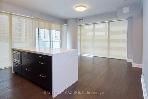 Photo 1 at 510 - 1080 Bay Street, Bay Street Corridor, Toronto