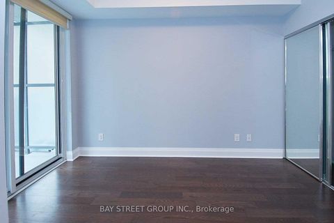 Photo 9 at 510 - 1080 Bay Street, Bay Street Corridor, Toronto