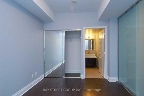 Photo 10 at 510 - 1080 Bay Street, Bay Street Corridor, Toronto