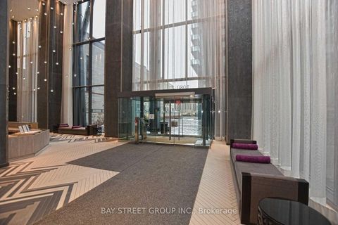 Photo 15 at 510 - 1080 Bay Street, Bay Street Corridor, Toronto