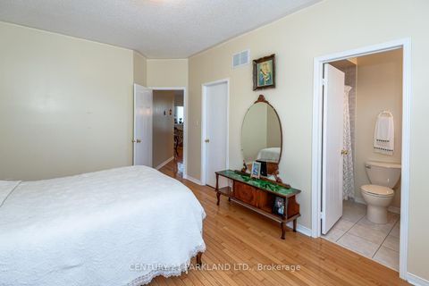 Photo 14 at 85 Canoe Avenue, Oak Ridges Lake Wilcox, Richmond Hill