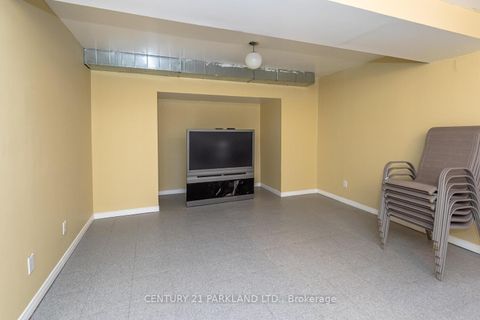 Photo 21 at 85 Canoe Avenue, Oak Ridges Lake Wilcox, Richmond Hill