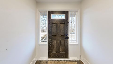 Photo 2 at 42 Devins Drive, Aurora Heights, Aurora