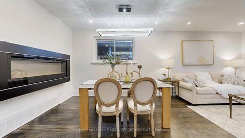 Photo 11 at 42 Devins Drive, Aurora Heights, Aurora