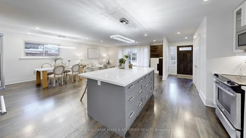 Photo 23 at 42 Devins Drive, Aurora Heights, Aurora