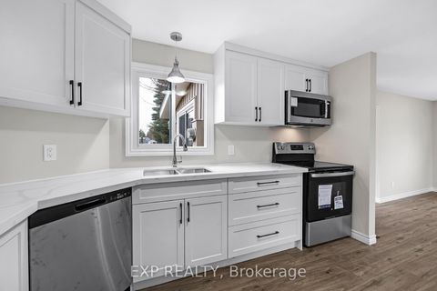 Photo 8 at 52 Corner Brook Trail, Rural Innisfil, Innisfil