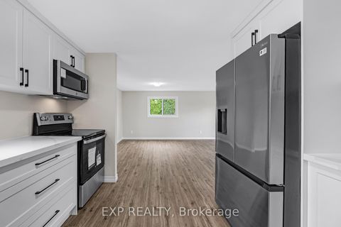 Photo 9 at 52 Corner Brook Trail, Rural Innisfil, Innisfil