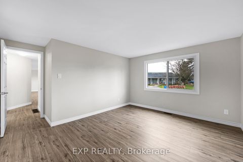 Photo 17 at 52 Corner Brook Trail, Rural Innisfil, Innisfil