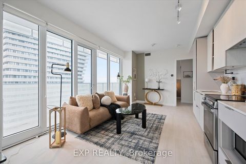 Photo 8 at 1403 - 3900 Confederation Parkway, City Centre, Mississauga