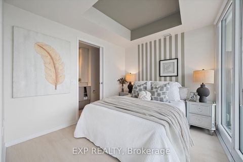 Photo 11 at 1403 - 3900 Confederation Parkway, City Centre, Mississauga