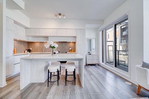 Photo 2 at 705 - 5 Steckley House Lane, Rural Richmond Hill, Richmond Hill