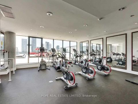 Photo 24 at 726 - 560 King Street W, Waterfront Communities C1, Toronto