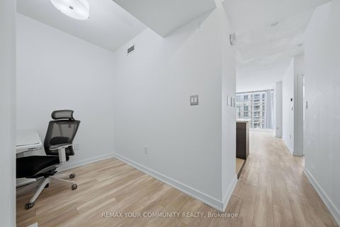 Photo 4 at 4502 - 35 Mariner Terrace, Waterfront Communities C1, Toronto
