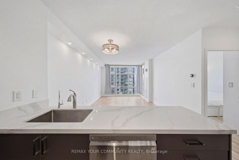 Photo 8 at 4502 - 35 Mariner Terrace, Waterfront Communities C1, Toronto