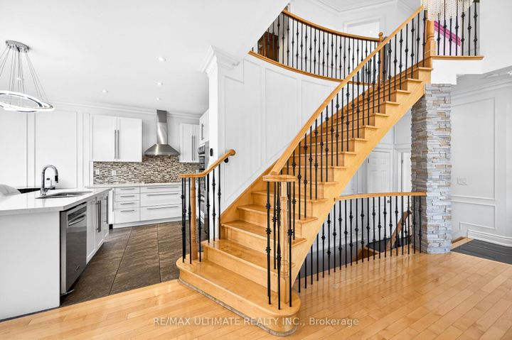 Photo 19 at 43 Pitney Avenue, Jefferson, Richmond Hill