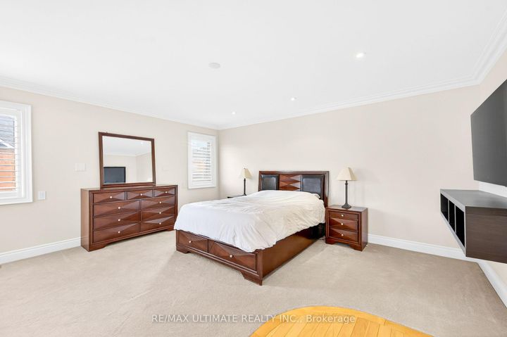 Photo 22 at 43 Pitney Avenue, Jefferson, Richmond Hill