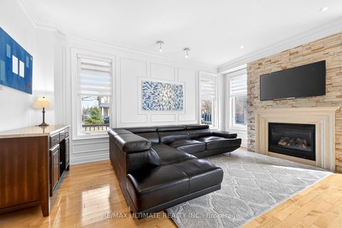 Photo 14 at 43 Pitney Avenue, Jefferson, Richmond Hill