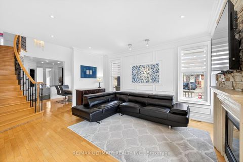 Photo 18 at 43 Pitney Avenue, Jefferson, Richmond Hill