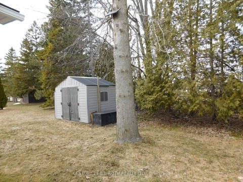 Photo 3 at 13 Recreation Drive, Rural Innisfil, Innisfil