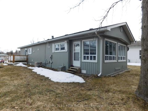 Photo 4 at 13 Recreation Drive, Rural Innisfil, Innisfil