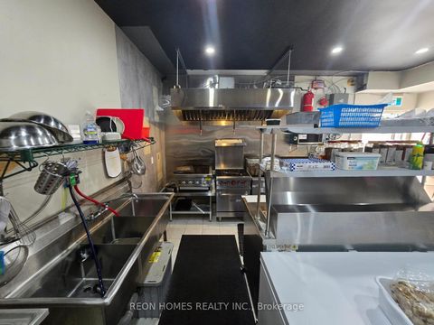 Photo 3 at 675 The Queensway, Queensway, Toronto