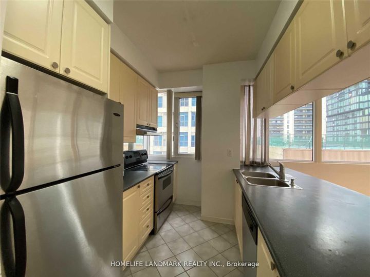 Photo 14 at 407 - 555 Yonge Street, Yonge Corridor, Toronto