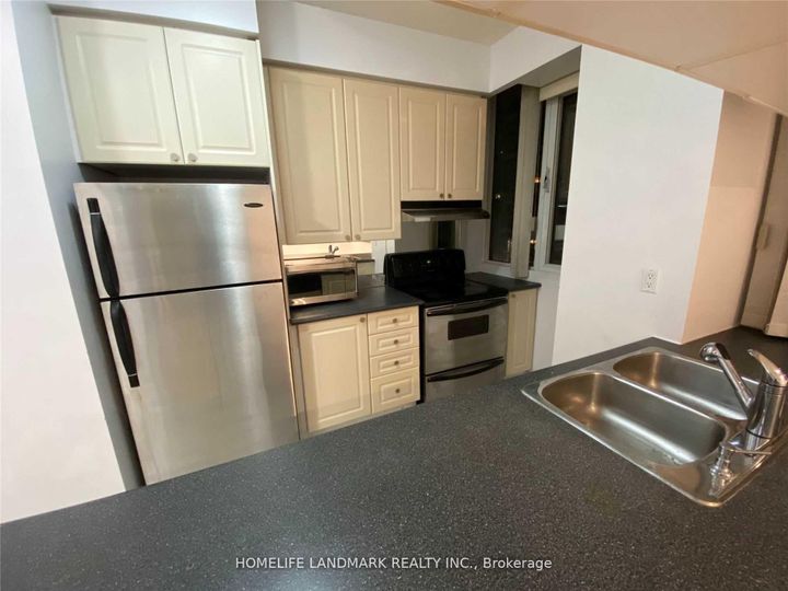 Photo 15 at 407 - 555 Yonge Street, Yonge Corridor, Toronto