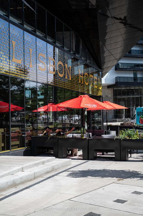 Photo 4 at 19 Lawren Harris Square, Moss Park, Toronto