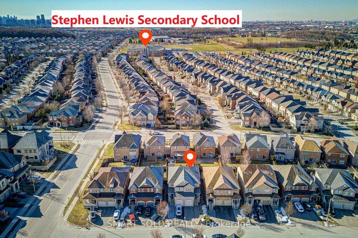 Photo 1 at 11 Borjana Boulevard, Patterson, Vaughan